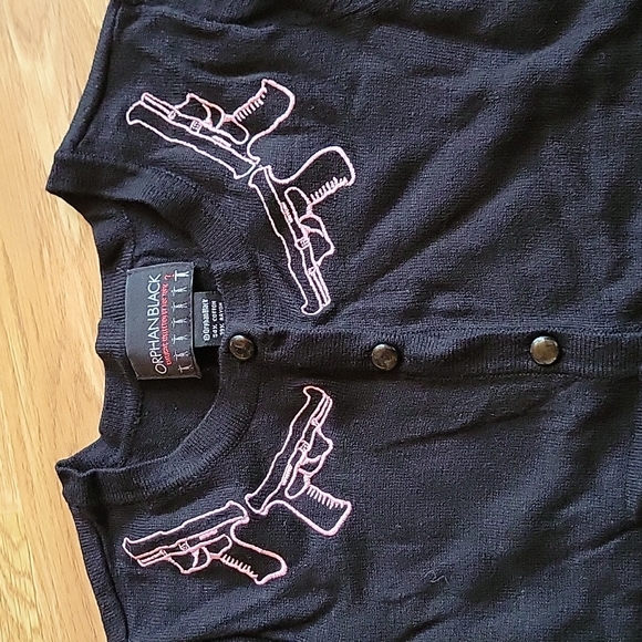 Orphan Black by Hot Topic Cardigan with 2 Pink Guns On Each Shoulder Size S - Picture 7 of 11